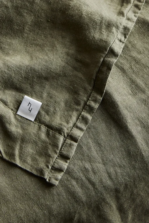 Hanna Hygge                        Flat Sheet