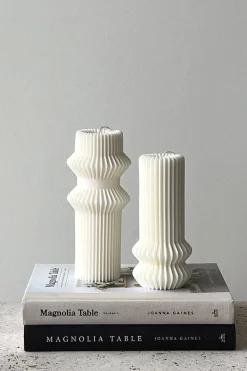 Husk Willow Candle - Ivory